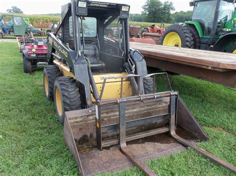 skidsteer lx665 hydraulic fluid